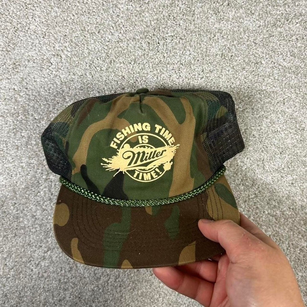 Vintage 80s/90s Miller beer fishing camo roped mesh trucker SnapBack hat cap